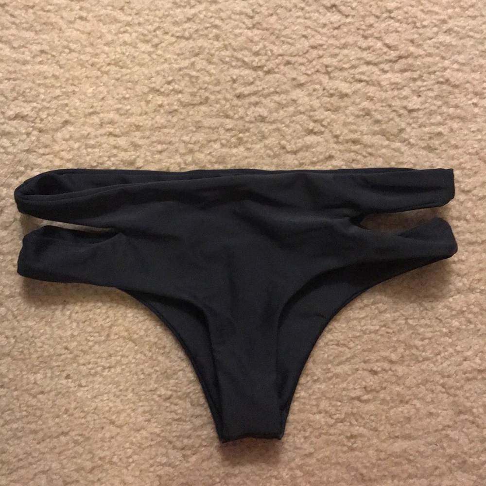 bikini bottoms from PACSUN STONE FOX SWIM